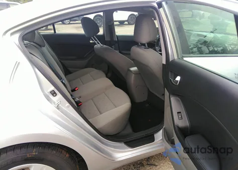 2014 Kia Forte Lx z USA, uszkodzony, nr VIN KNAFK4A60E5066747